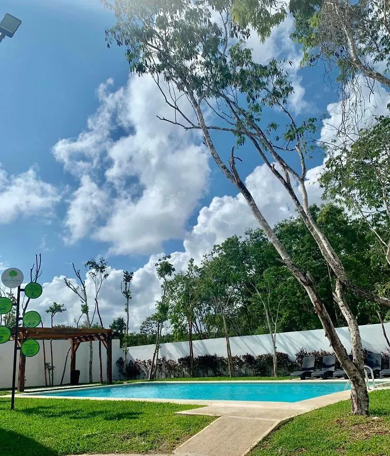 Beautiful 3 Br/3.5 Bath Home@Selvanova Playa del Carmen Villa