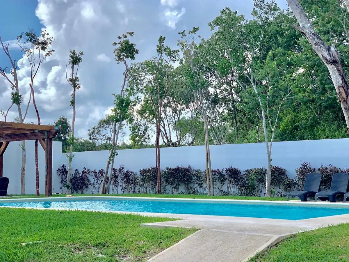 Beautiful 3 Br/3.5 Bath Home@Selvanova Playa del Carmen Villa